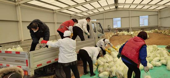 抗擊疫情 溫情重山